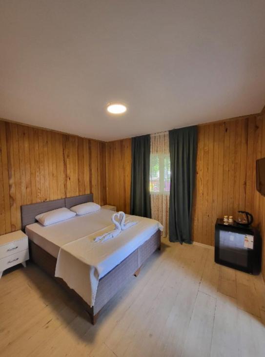 Cicek Evler Tatil Koeyue Hotel Armutlu Bagian luar foto